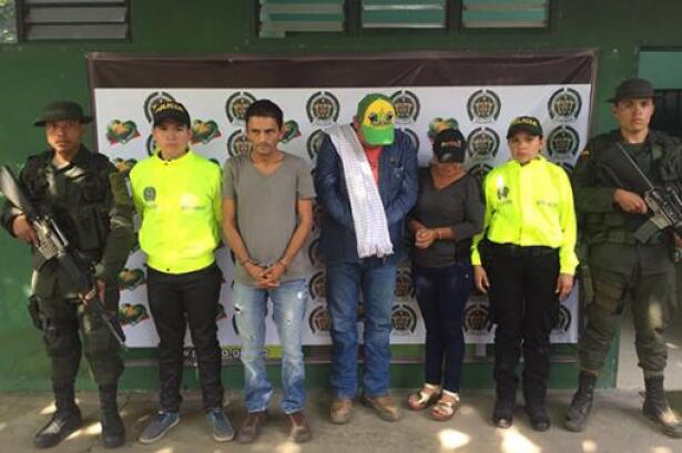 24354_capturados-asesinato-esposo-María-Izquierdo-foto-policia