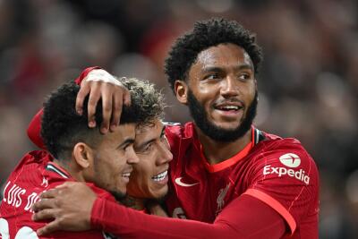 Joe Gómez, Luis Díaz y Roberto Firmino con el Liverpool Joe Gómez, Luis Díaz y Roberto Firmino con el Liverpool