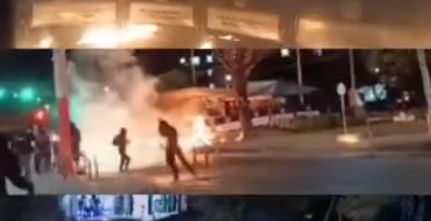 Video: CAI La Gaitana fue atacado por manifestantes que intentaron incendiarlo