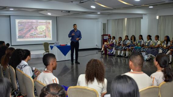 357044_BLU Radio // Capacitaciones a escolares de Barranquilla // Foto: Alcaldía de Barranquilla