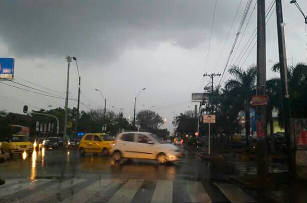 090215-lluvias-cali-foto-fabian-ramirez.jpg