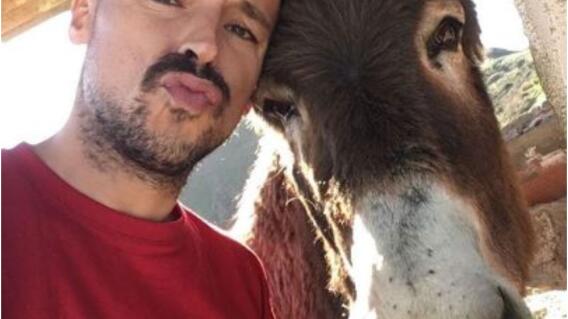22670_Hombre se reencuentra con su burrita / Foto: Instagram 22670_Hombre se reencuentra con su burrita / Foto: Instagram