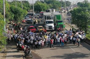 Bloqueo en la calle 30 