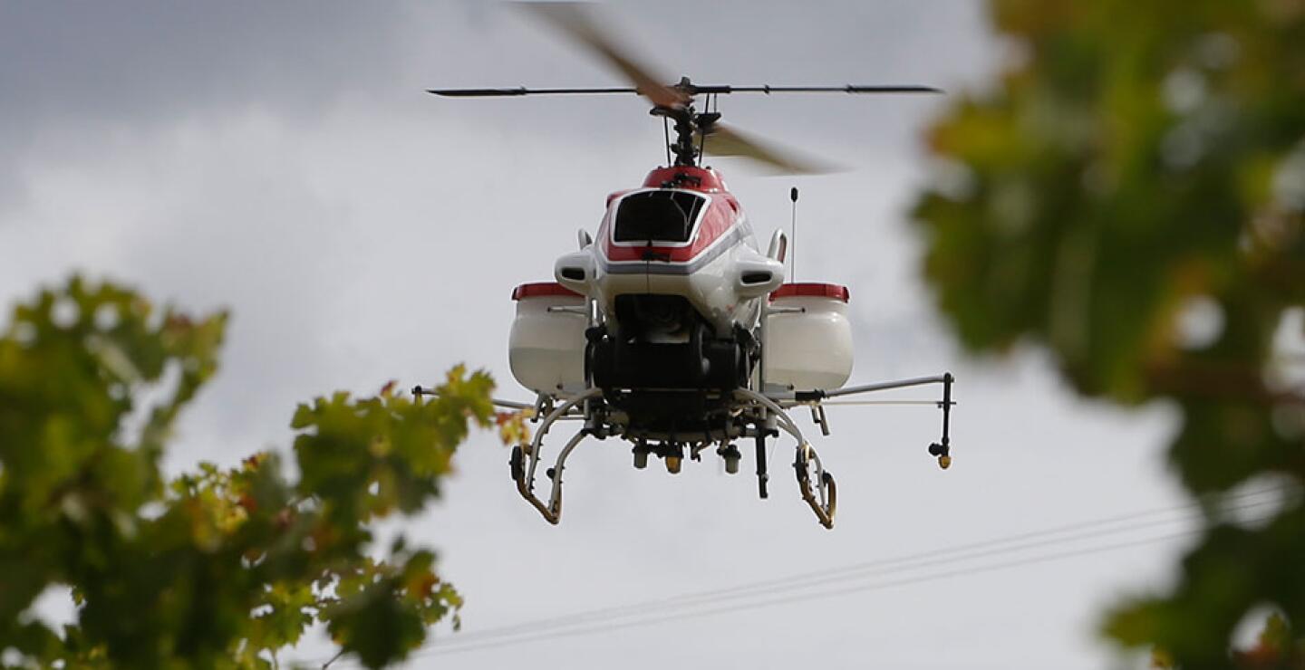 Las autoridades de Estados Unidos, país que generalmente está a la vanguardia de estos avances, se están tomando su tiempo para fijar las normas que regirán esta actividad, pues pronostican un uso generalizado que conlleva muchos peligros.