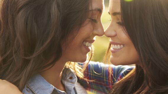 17926_La Kalle - Mujeres homosexuales tienen más orgasmos que las heteroseuxales - Foto Getty Images 17926_La Kalle - Mujeres homosexuales tienen más orgasmos que las heteroseuxales - Foto Getty Images