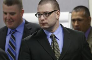 Un jurado popular formado por diez mujeres y dos hombres declaró a Routh culpable tras un juicio de dos semanas celebrado en la ciudad de Stephenville (Texas, EE.UU.) y en el que el exmarine trató de eludir la condena al argumentar demencia.