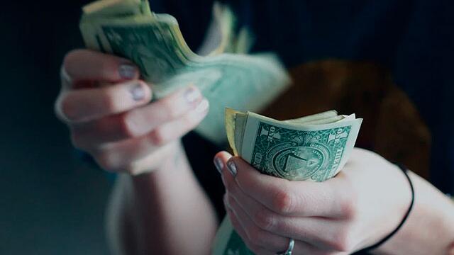 Por efecto del coronavirus, el dólar llegó a su precio más alto del año Por efecto del coronavirus, el dólar llegó a su precio más alto del año