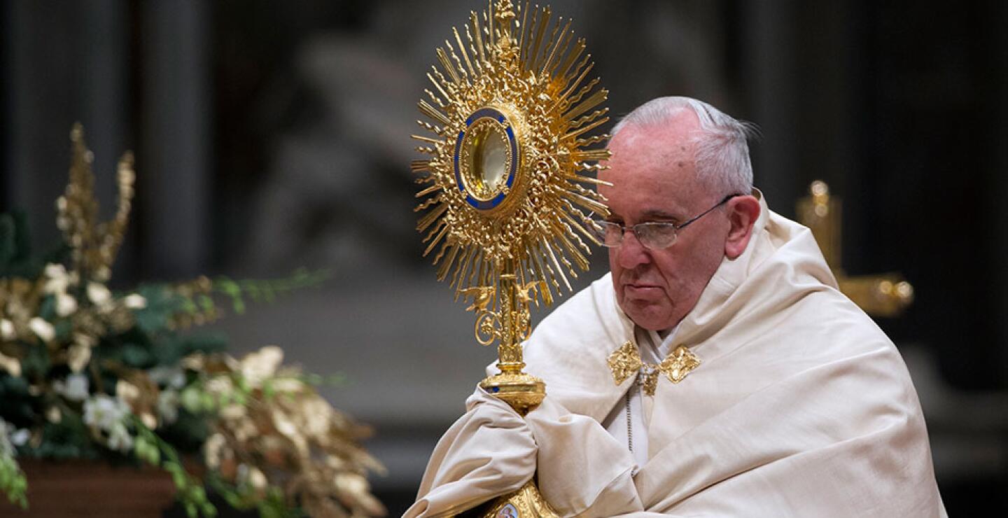 Y añadió: "Existe siempre en nuestro camino existencial una tendencia a resistir a la liberación. Tenemos miedo de la libertad y, paradójicamente, preferimos más o menos conscientemente la esclavitud".