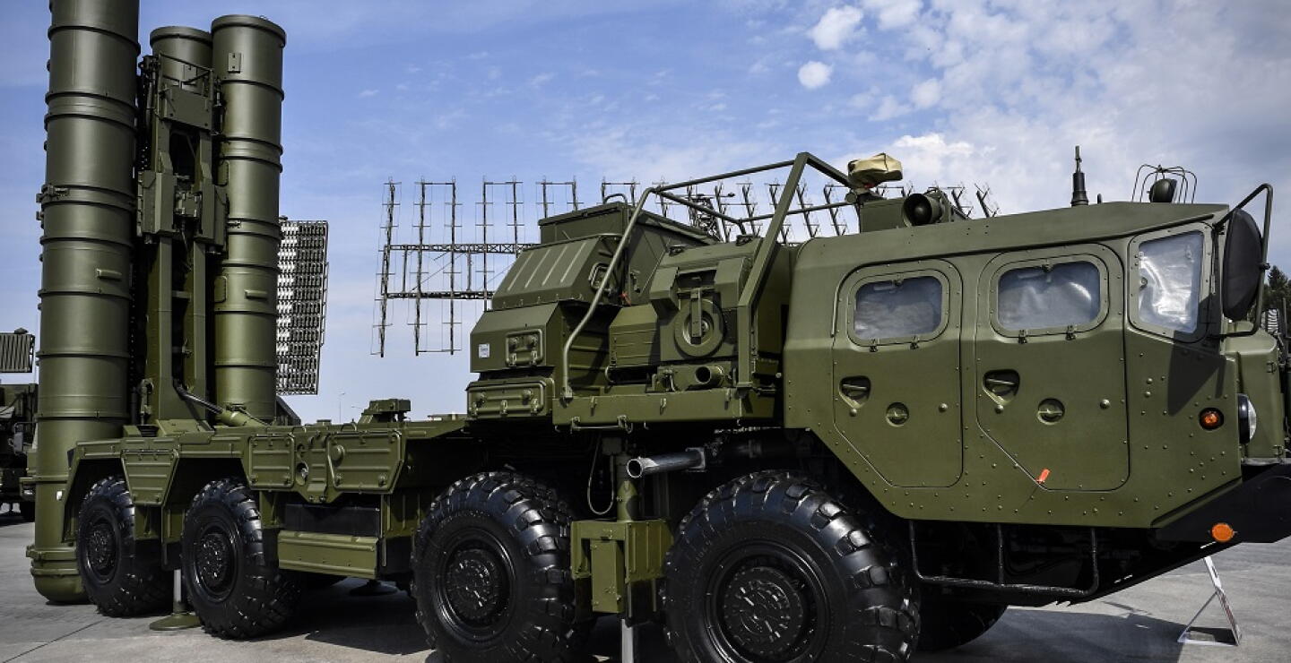 329641_Foto: Blu Radio - Misiles s - 400 / AFP