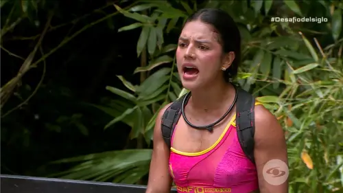 Katiuska se desespera por tardanza de Miryan en el Box Blanco