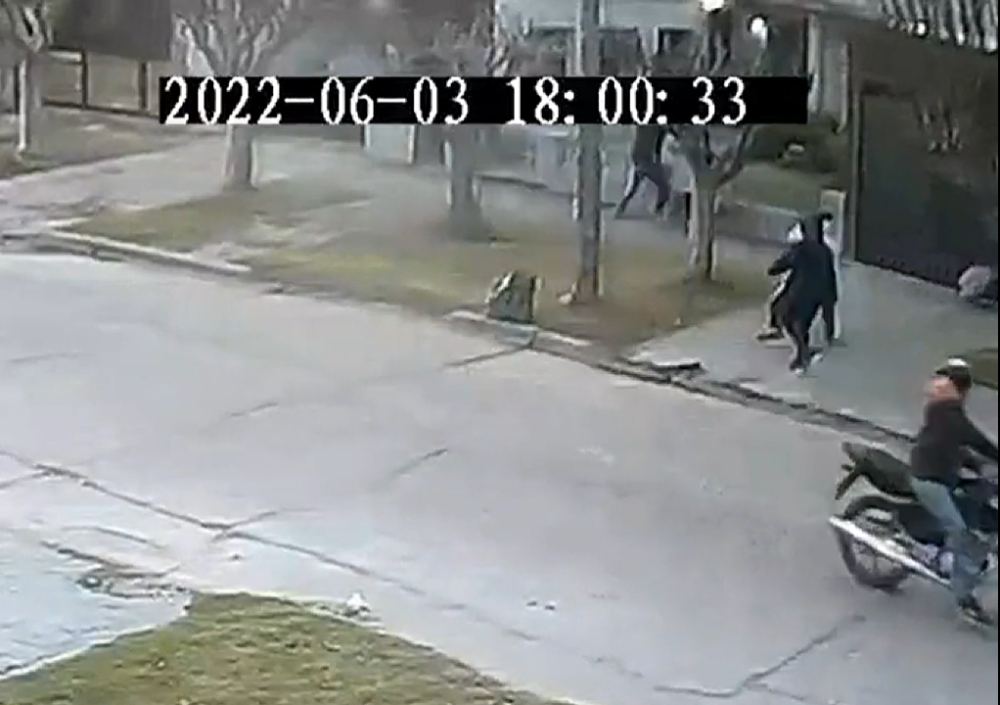 Policía disparó a ladrón Argentina.png