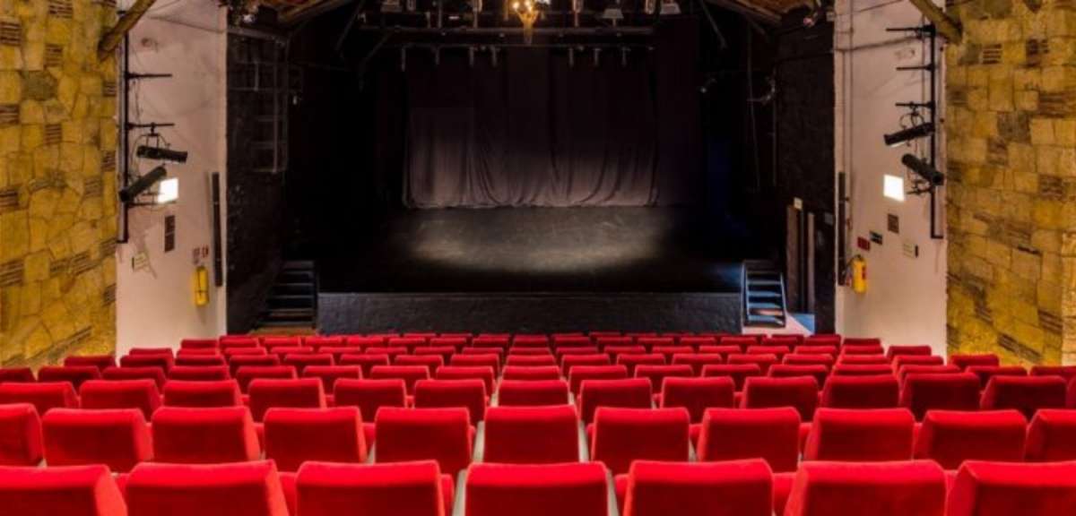 647986_teatro-libre-centro.jpg