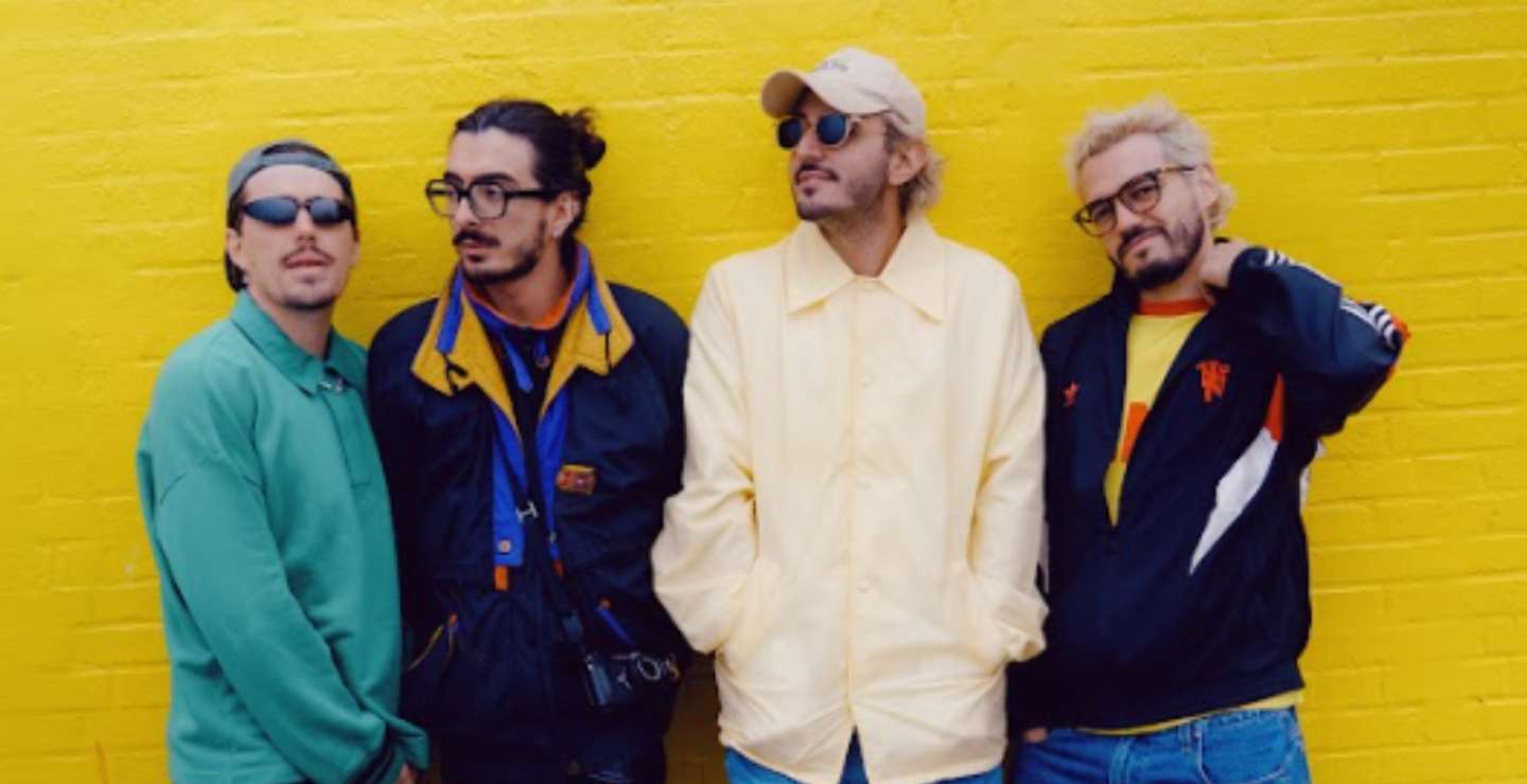 Morat une la música y la pasión por el fútbol. 