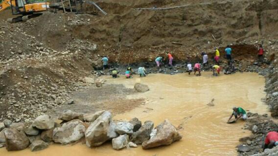 296166_Blu Radio. Minería en Urrao / Foto: Comité ambiental de Urrao
