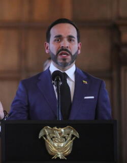 Presidente pide operación conjunta por robo de combustible: estaríamos frente a "cadena criminal"