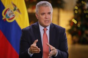 Colombia debe prepararse para ver hasta 40 mil contagios diarios de COVID: Iván Duque