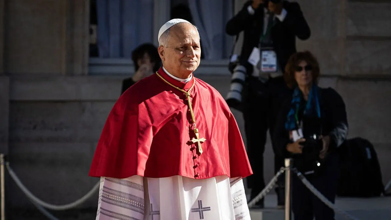 Papa León XIV inicia visita oficial a Francia con mensajes sobre tecnología y ética
