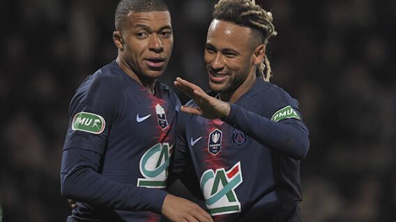 297712_mbappe_neymar_230219_afpe.jpg