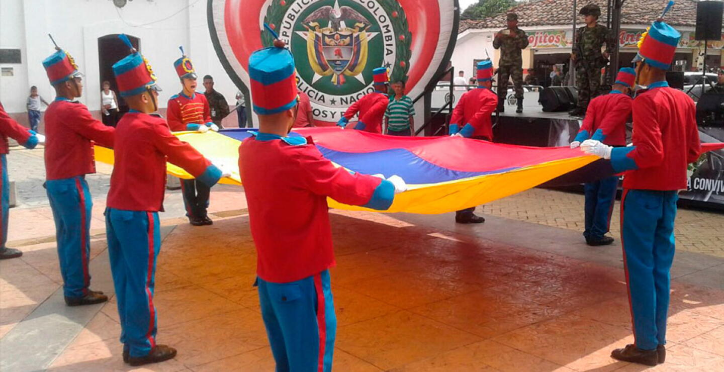 Más de 20 mil habitantes de Guacarí se beneficiaron con feria de salud y seguridad ciudadana, desarrollado por el Ejército Nacional en coordinación con la Gobernación del Valle. Se brindaron servicios de medicina general, de odontología, de ortopedia, vet
