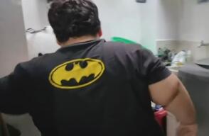 “Está en peligro de muerte”: madre de niño de 11 años que tiene obesidad mórbida