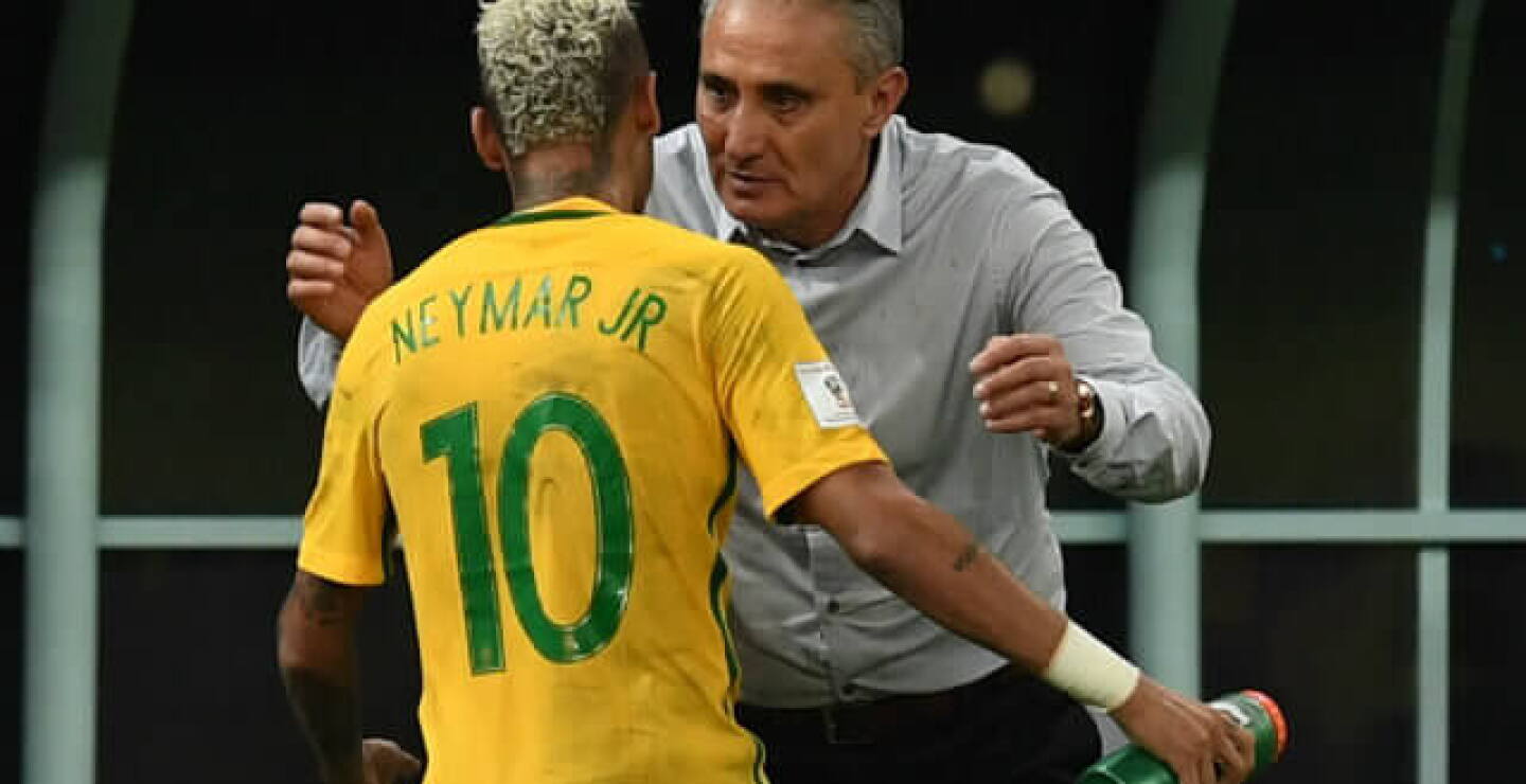 296025_tite_neymar_220318_afp_e.jpg