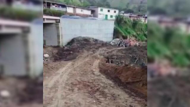 Obra que tenía que terminarse en 150 días va para un año en Rovira, Tolima Obra que tenía que terminarse en 150 días va para un año en Rovira, Tolima