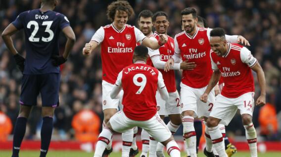 332312_Arsenal derrotó a West Ham