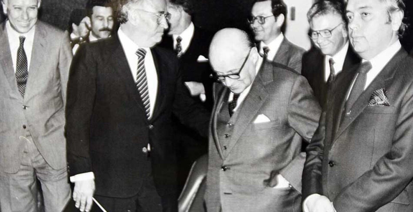 belisariobetancurfacetas_17_0.jpg