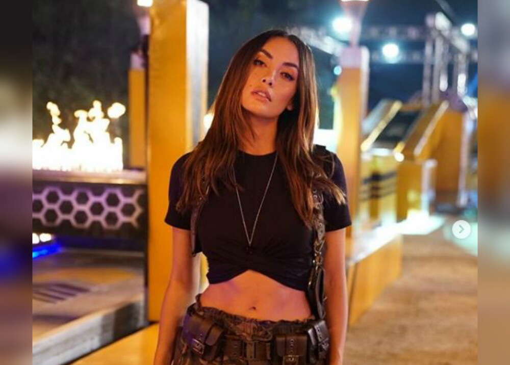 La actriz Carolina Guerra lució un sensual vestido en su boda FUTURISTA