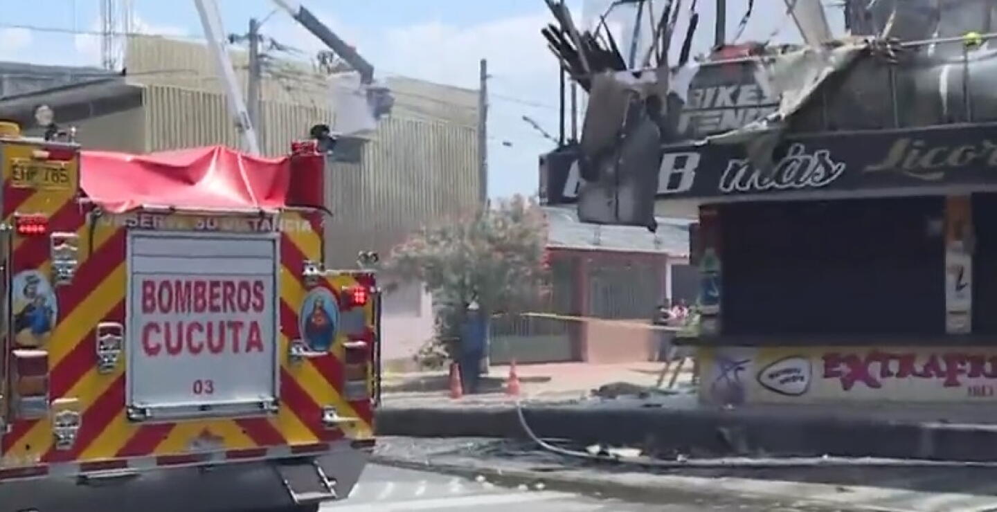 Incendio en Cúcuta consumió bodega de bicicletas en el sector del malecón