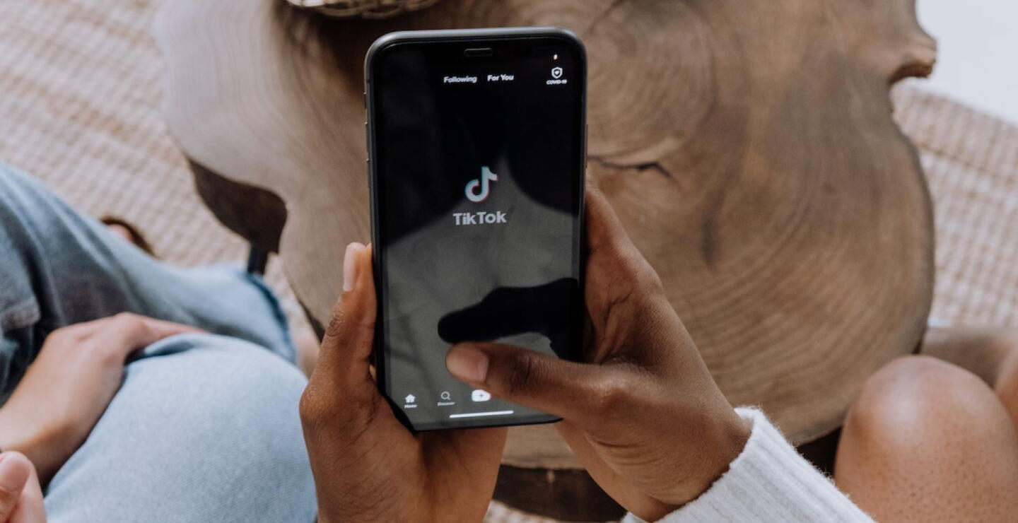 Hablamos con expertos sobre el peligro de los retos de TikTok
