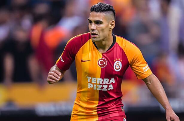 334055_Falcao
