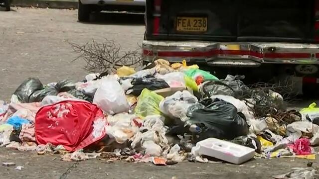 Floridablanca, en crisis por inundación de basuras