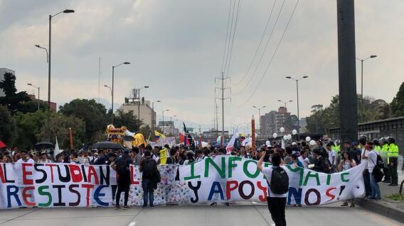 319998_Blu Radio // Marcha por la educación en Bogotá // Foto: Blu Radio