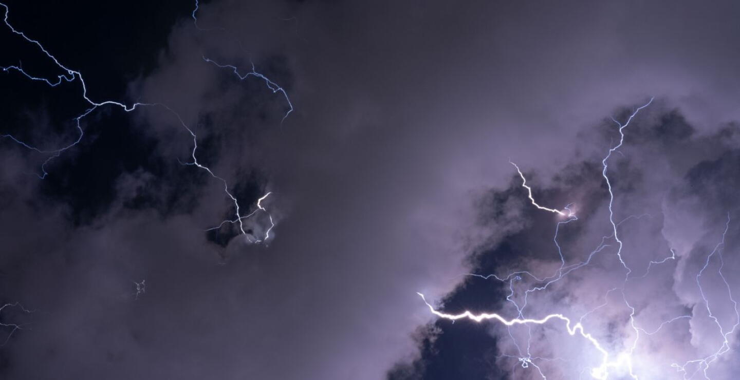 ¿Qué es una onda tropical y por qué enciende alertas del Ideam? Así funciona el fenómeno del clima