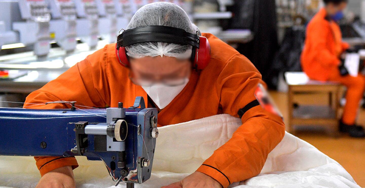 365846_Trabajadores durante crisis del COVID-19 // Foto: AFP
