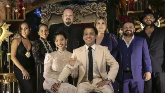 Pepe Aguilar habla sobre el matrimonio de su hija Pepe Aguilar habla sobre el matrimonio de su hija