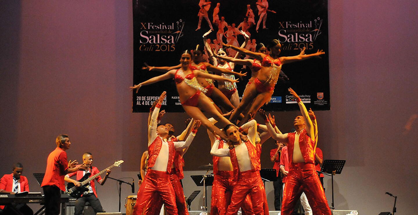 Imperio juvenil, Pioneros del ritmo, Nueva juventud, Expresion salsera, Unicesi y Acrosalsa, fueron los clasificados. El festival se extenderá hasta el 4 de octubre.