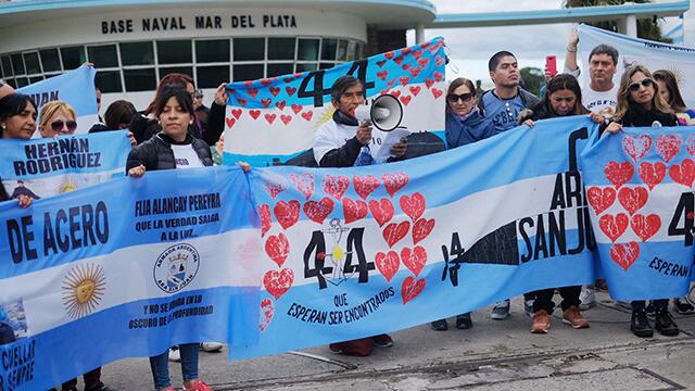 Gobierno argentino no tiene cómo sacar el ARA San Juan como exigen familias de los 44 desaparecidos