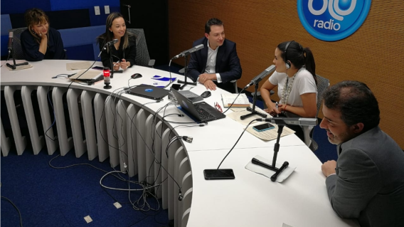 342851_BLU Radio. Mesa BLU // Foto: BLU Radio