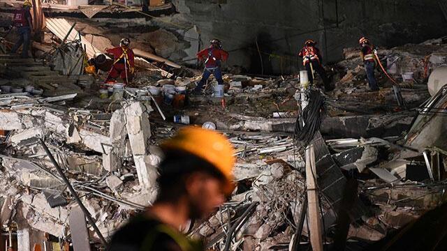 Se eleva a 324 la cifra de muertos por terremoto en México