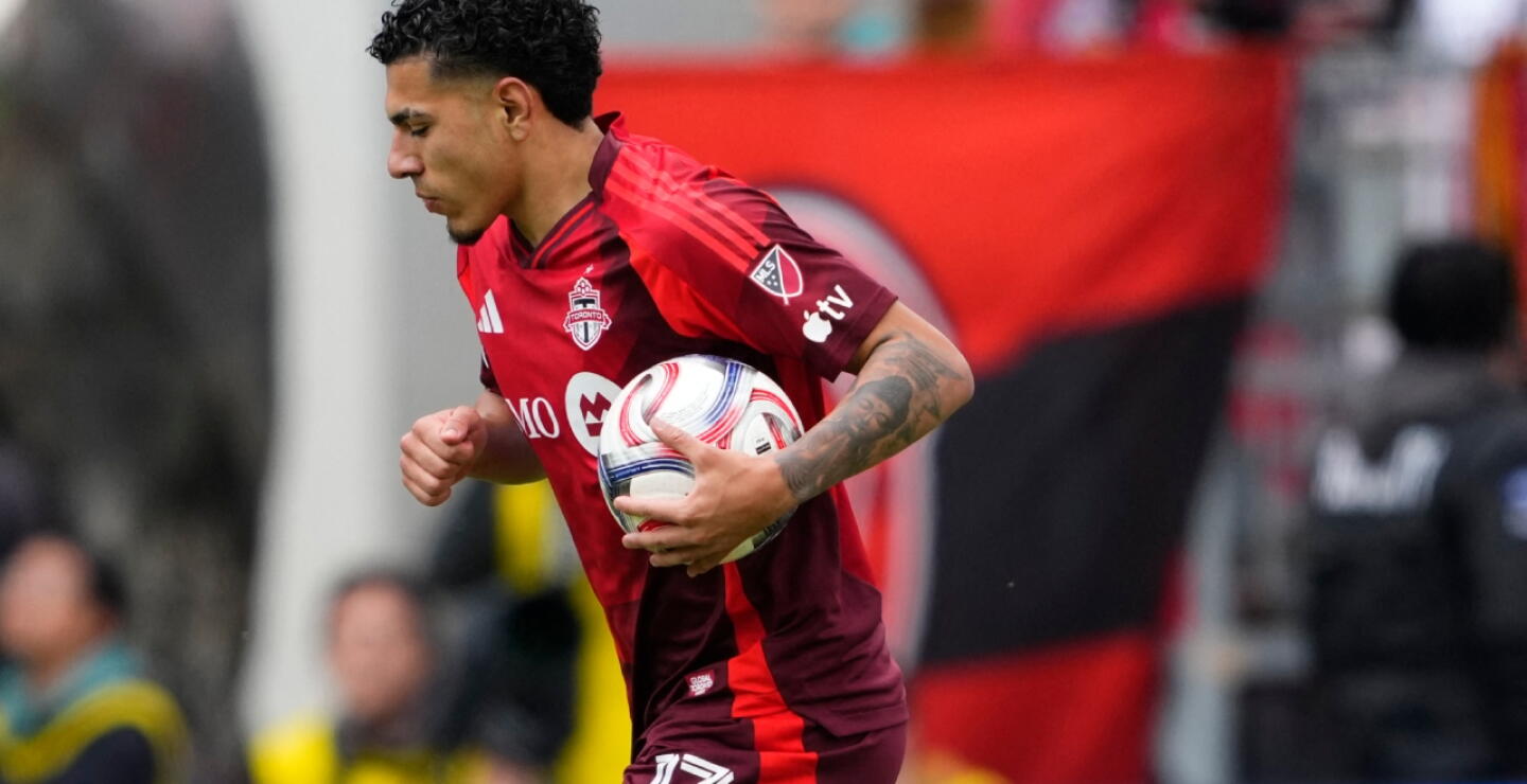 Emilio Aristizábal marcó doblete con Toronto frente al Inter Miami en la MLS.