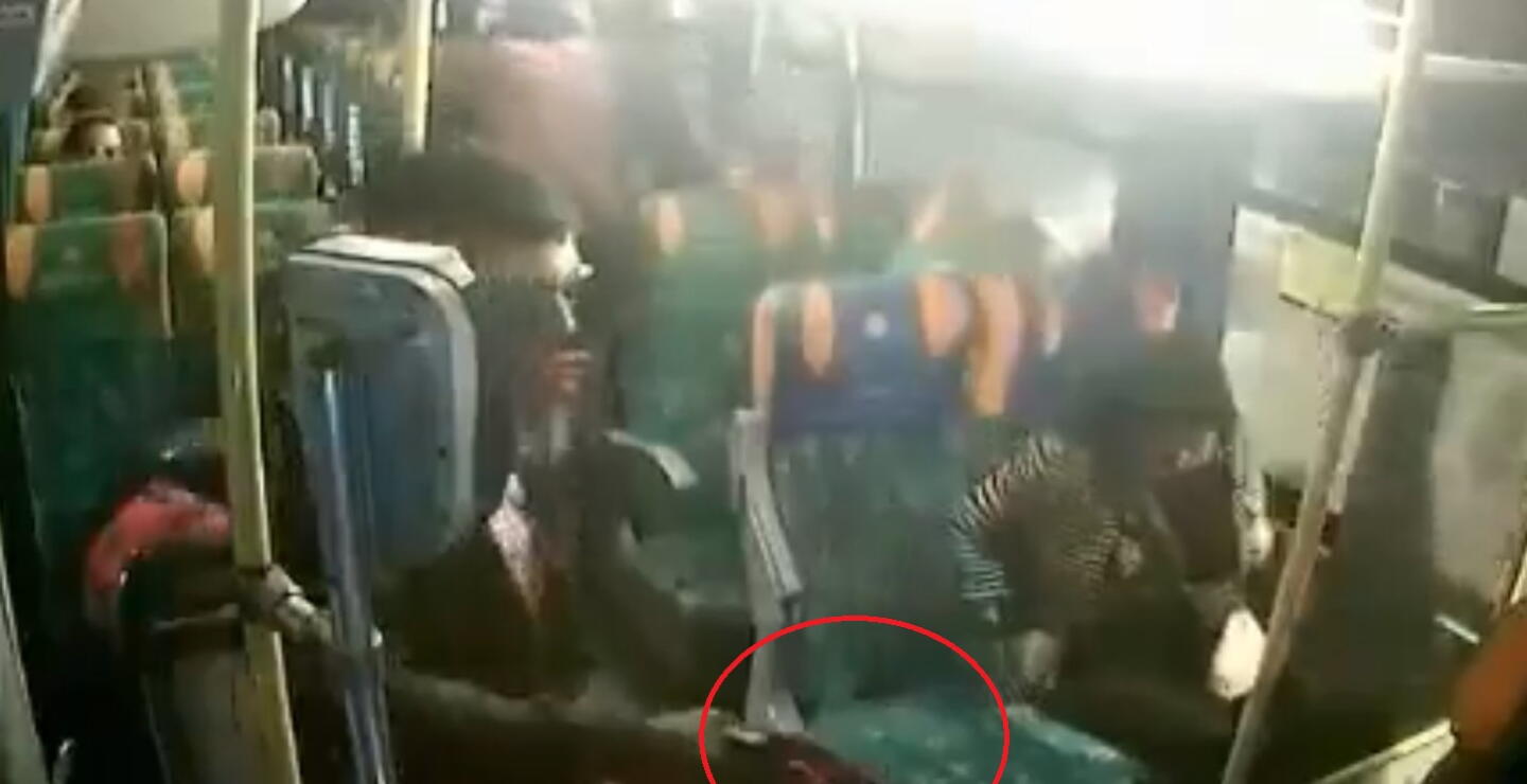 Bus intermunicipal fue violentamente robado por dos sujetos fuertemente armados: indignante video