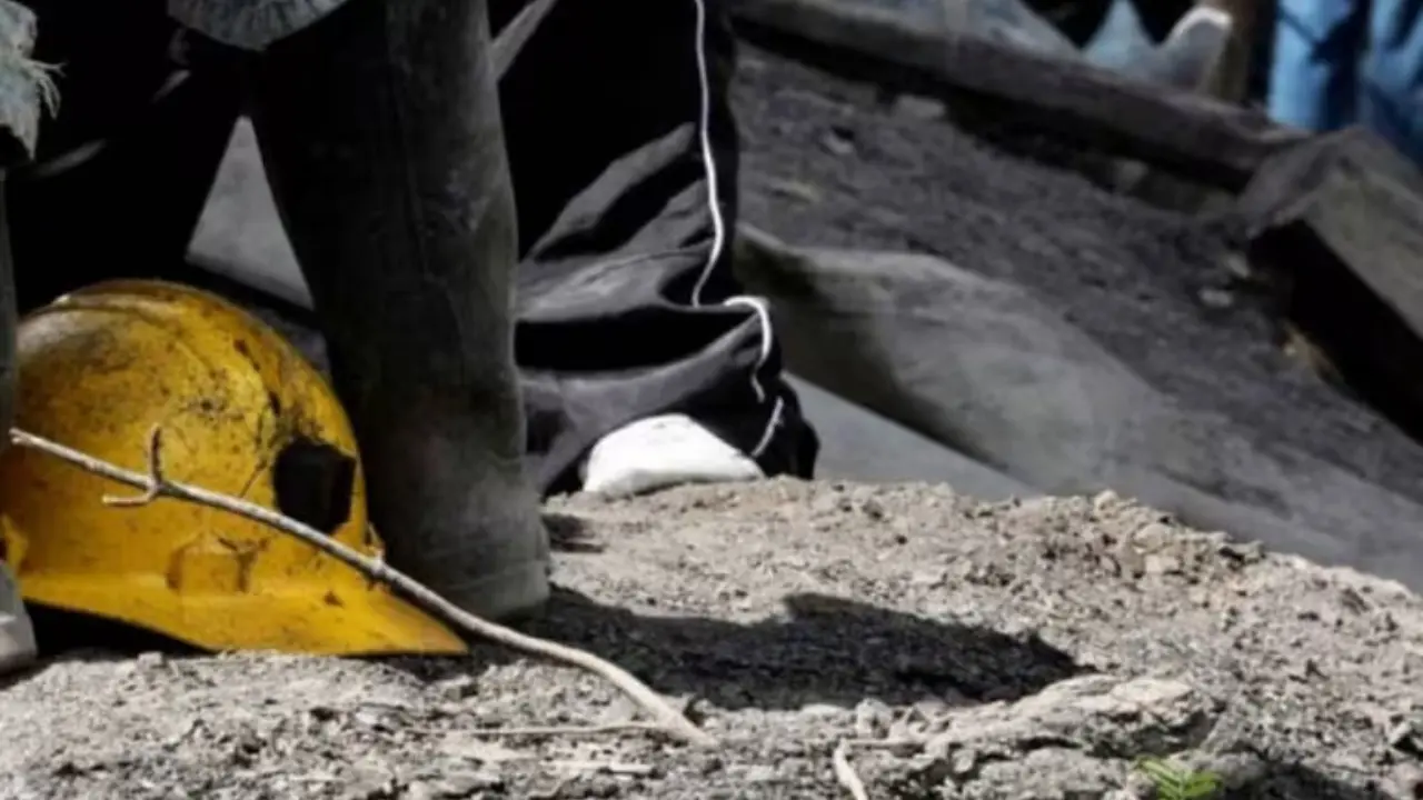 Cuatro mineros fallecen tras explosión en mina de carbón en Santander