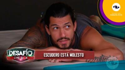 Escudero se molesta con los comentarios de Ricky y Yan en el Desafío The Box.