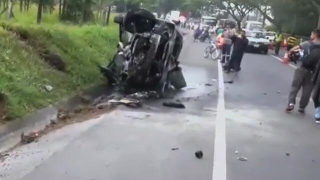 En contravía y a toda velocidad, conductor aparentemente ebrio arrolló y mató a un policía