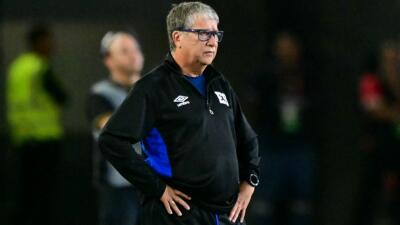 Hernán Darío 'Bolillo' Gómez, DT de la Selección El Salvador.