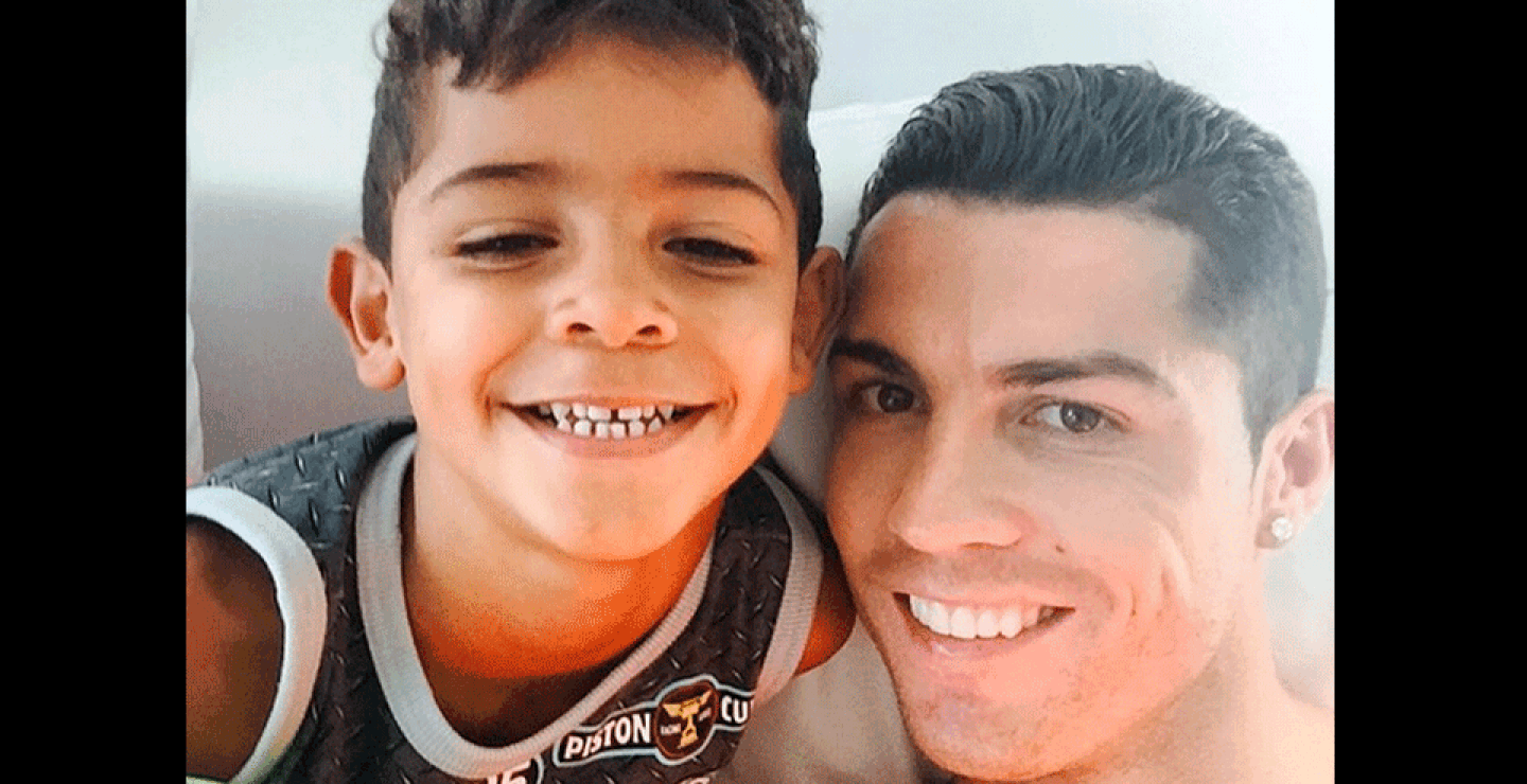 cris_y_hijo_4.gif