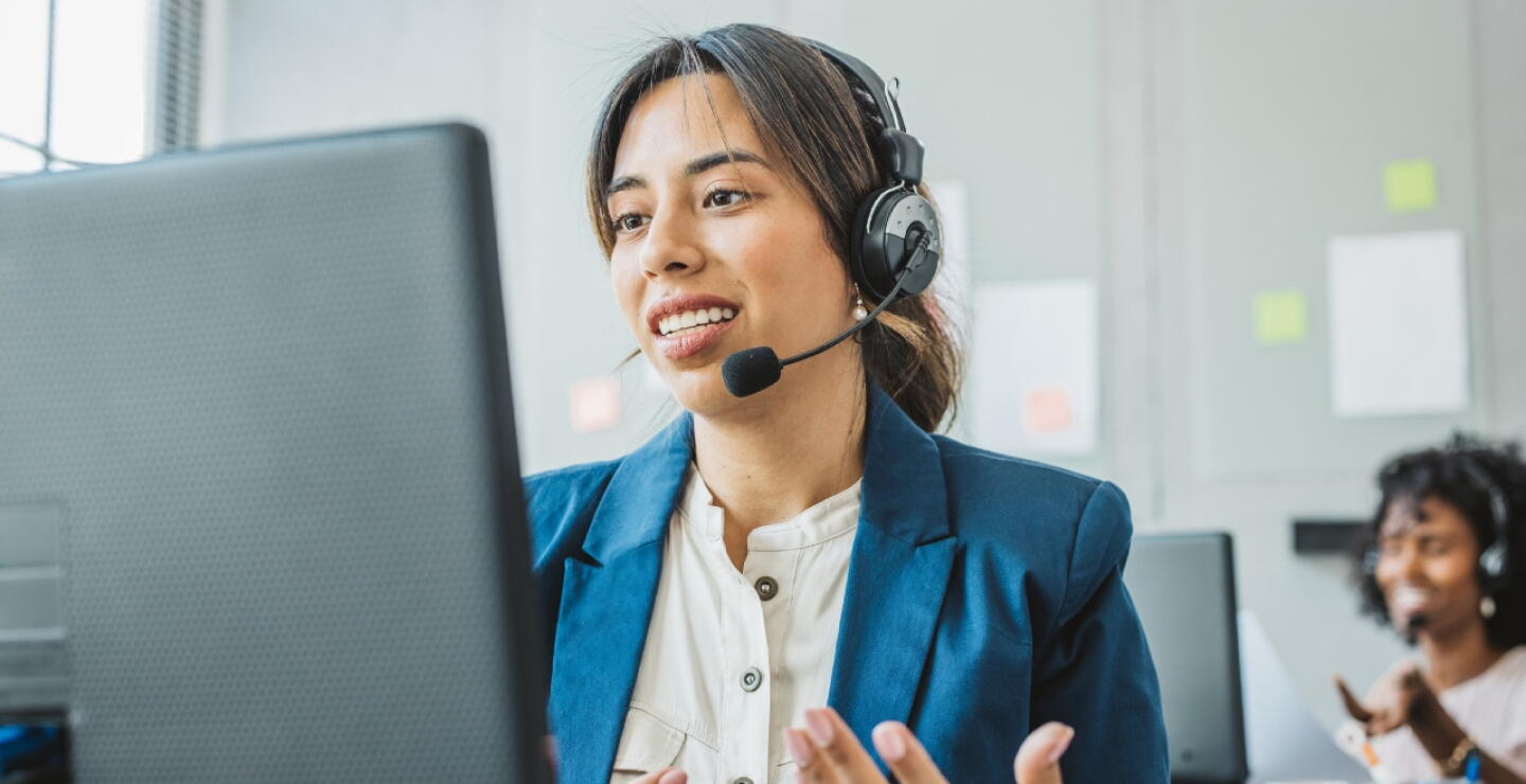 ¿Habla inglés, portugués o francés? Abren vacantes de atención al cliente en Bogotá