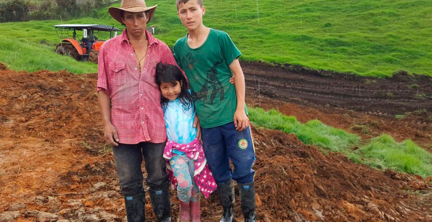 275651_Johan Alexis Ramírez y su familia / Foto: Fundación Compasión